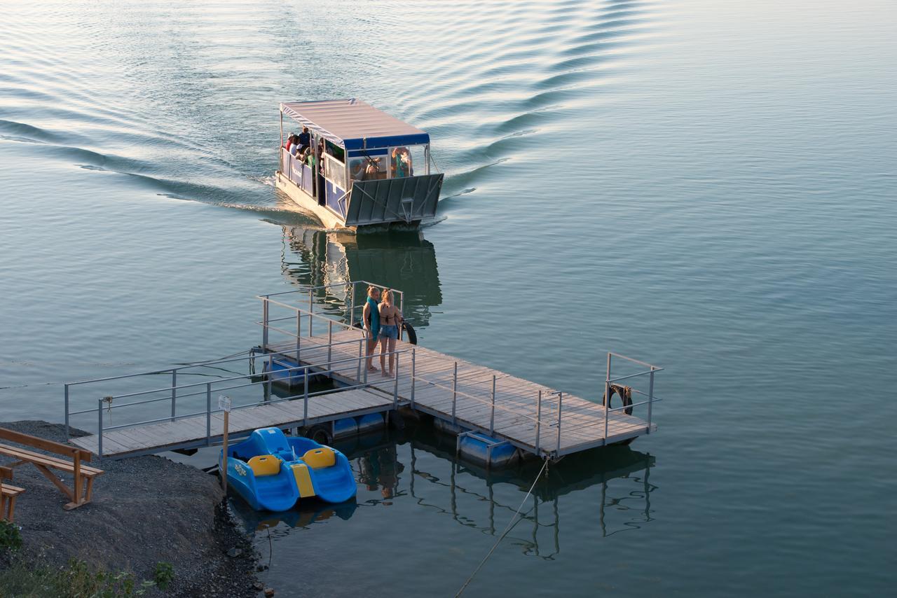 Aquamarine Resort Akshi ภายนอก รูปภาพ